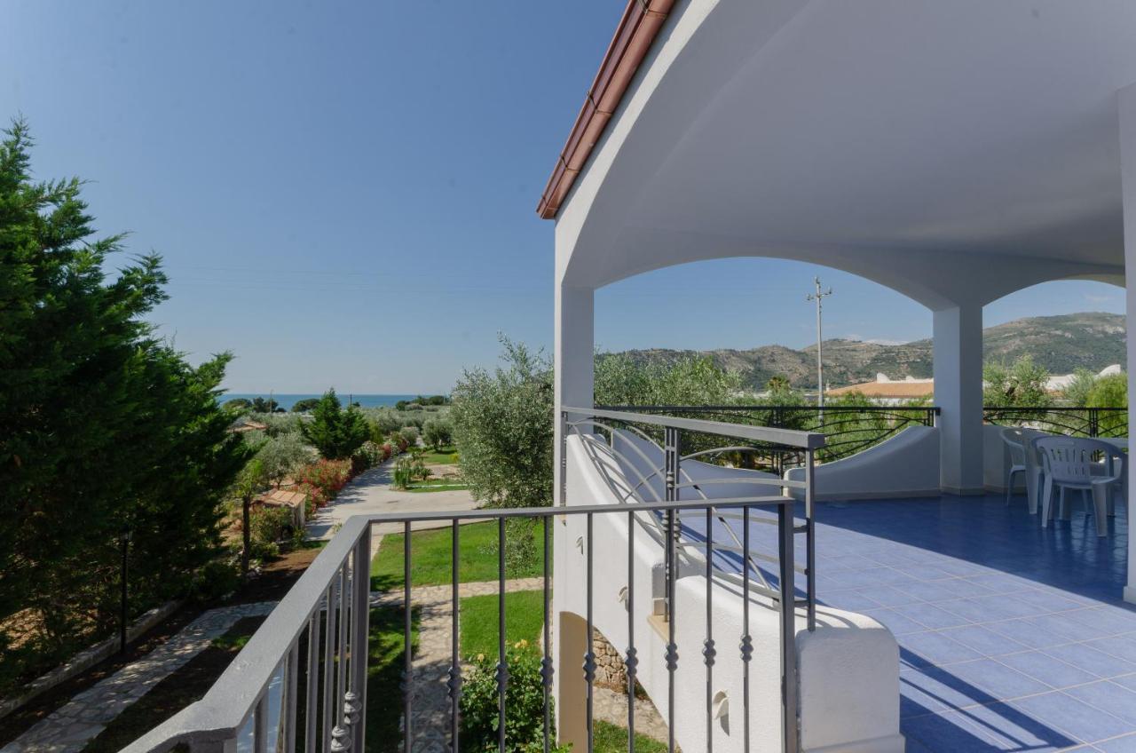 Case Vacanza Fracarluccio Mattinata Exterior photo