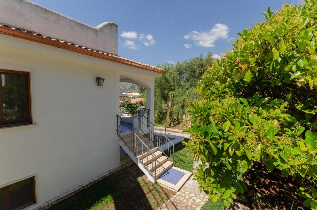 Case Vacanza Fracarluccio Mattinata Exterior photo