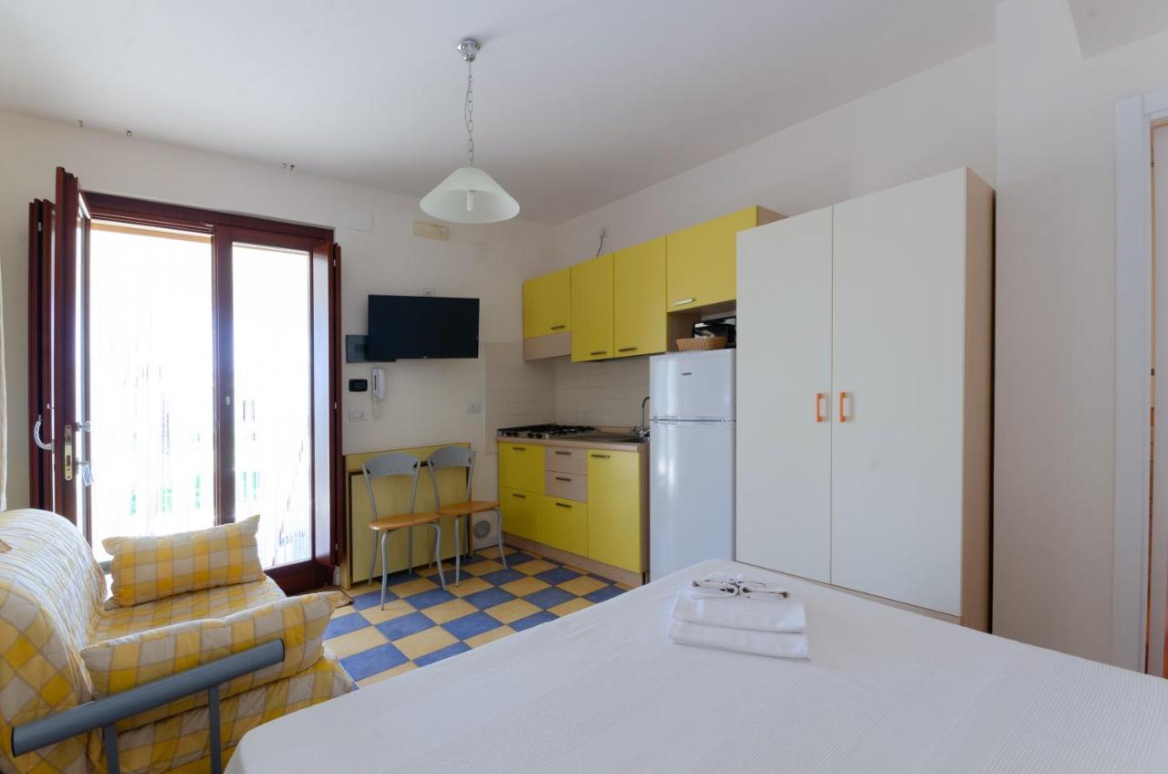Case Vacanza Fracarluccio Mattinata Exterior photo