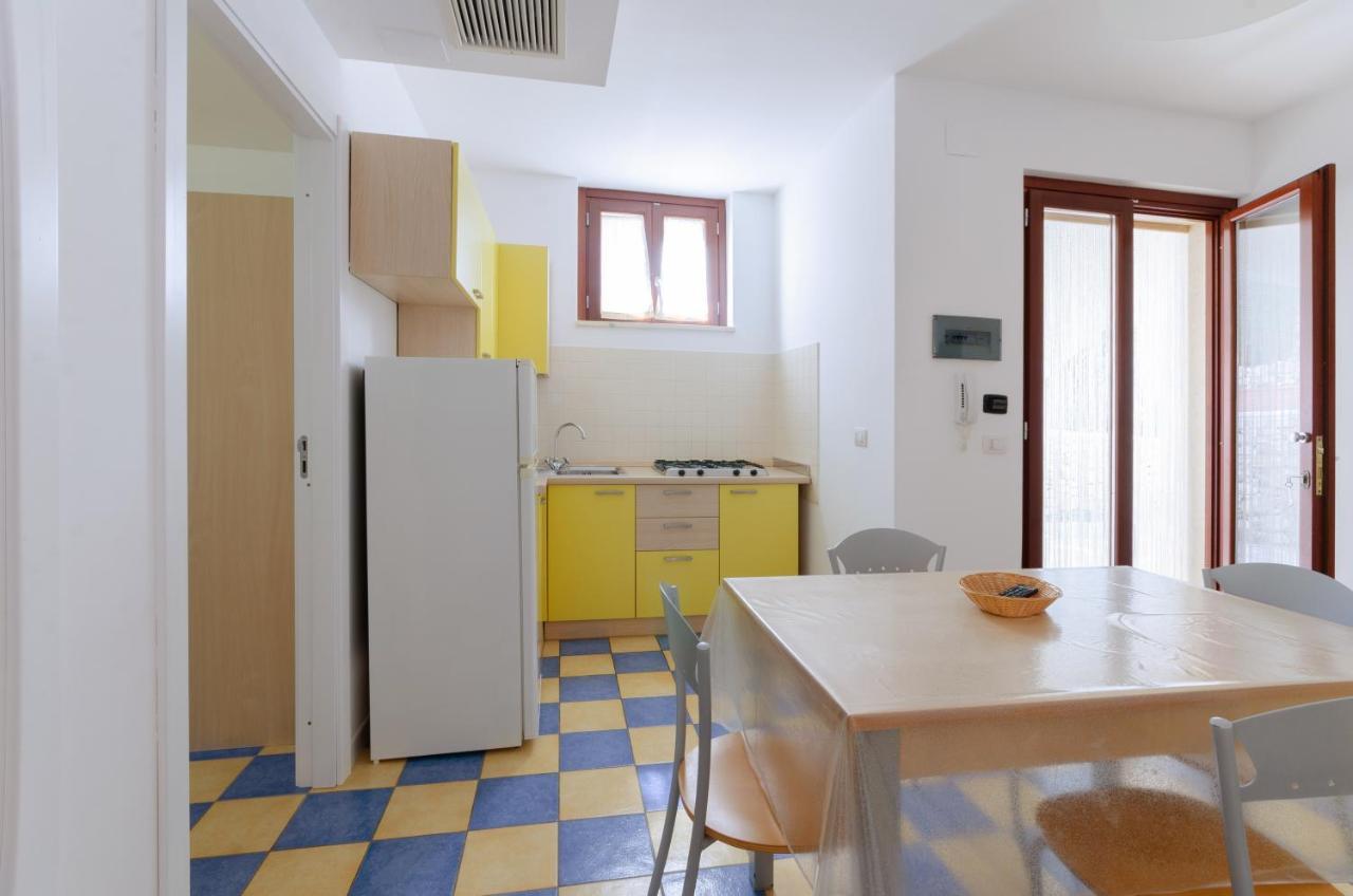Case Vacanza Fracarluccio Mattinata Exterior photo